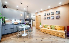 The Visionary Home - Navigli Area